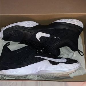 Women’s Nike Air Zoom Hyperace Volleyball Shoes
